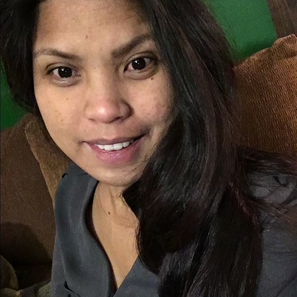 Meet your Posher, Divina